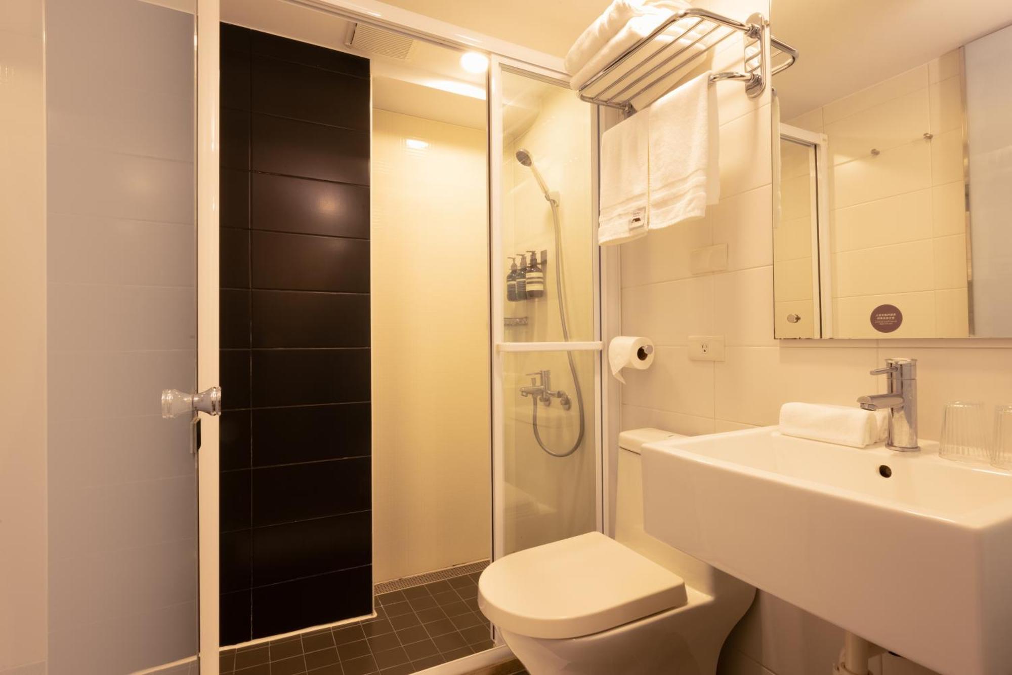 Cat Tail Pocket Inn Тайбэй Экстерьер фото
